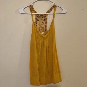 Braided Straps and Beautiful Back Pattern